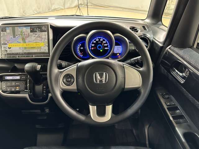 HONDA N BOX CUSTOM 2013 Image 31
