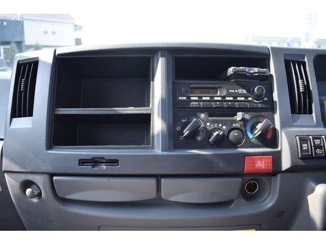 ISUZU ELF 2007 Image 31