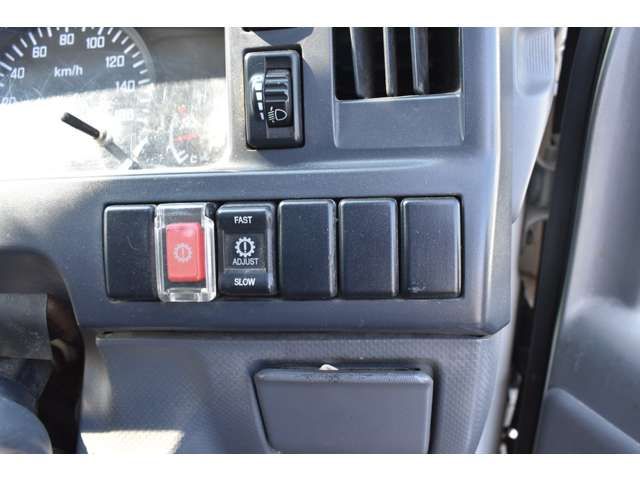 ISUZU ELF 2007 Image 31