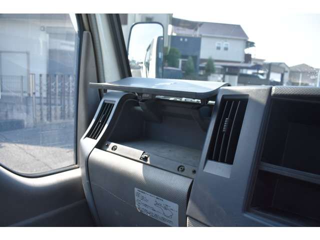 ISUZU ELF 2007 Image 31