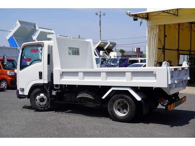 ISUZU ELF 2015 Image 31