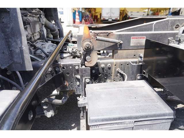 ISUZU ELF 2015 Image 31