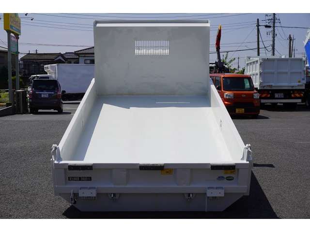 ISUZU ELF 2015 Image 31