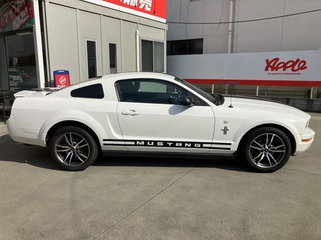 FORD MUSTANG 2008 Image 31