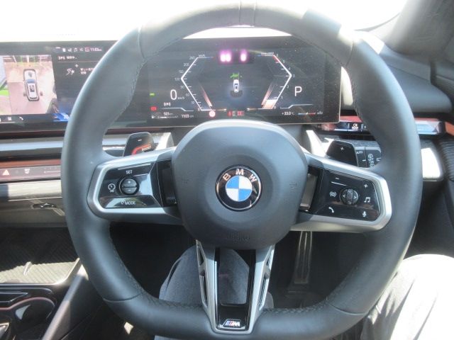 BMW 5SERIES TOURING 2024 Image 31