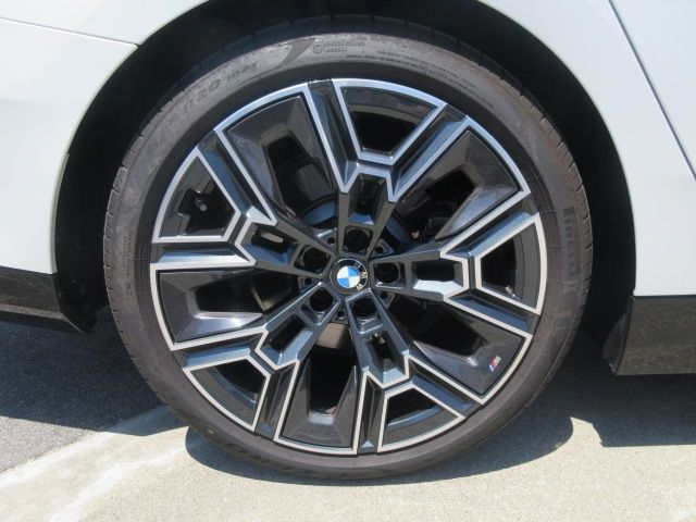 BMW 5SERIES TOURING 2024 Image 31