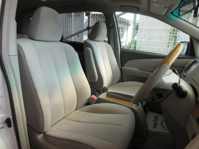 TOYOTA ESTIMA 2007 Image 31