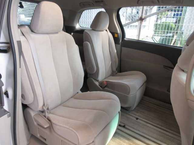 TOYOTA ESTIMA 2007 Image 31