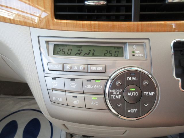 TOYOTA ESTIMA 2007 Image 31