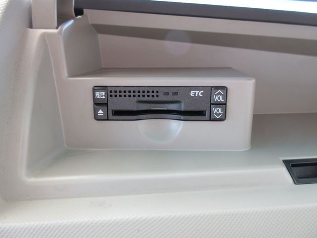 TOYOTA ESTIMA 2007 Image 31