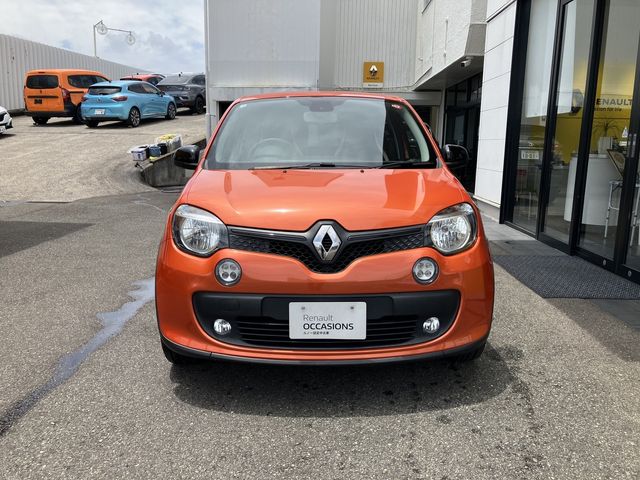 RENAULT TWINGO 2018 Image 31