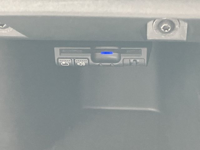 RENAULT TWINGO 2018 Image 31