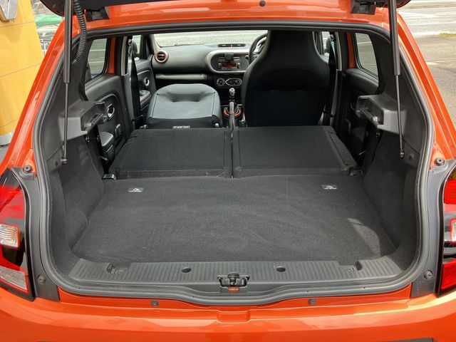 RENAULT TWINGO 2018 Image 31
