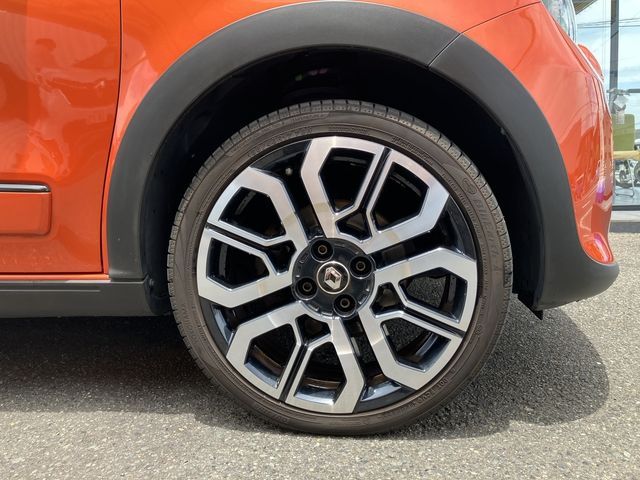 RENAULT TWINGO 2018 Image 31