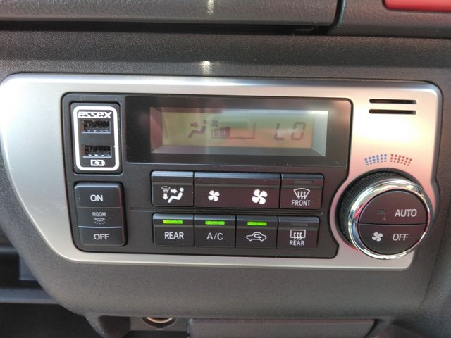 TOYOTA HIACE WAGON 2020 Image 31