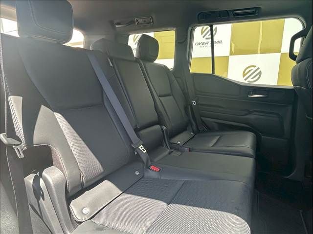 TOYOTA LANDCRUISER 250 2024 Image 31