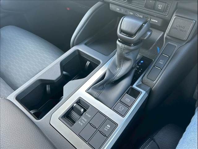 TOYOTA LANDCRUISER 250 2024 Image 31