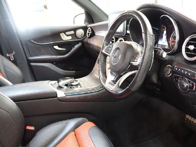 MERCEDES BENZ MERCEDES AMG GLCCLAS 2018 Image 31
