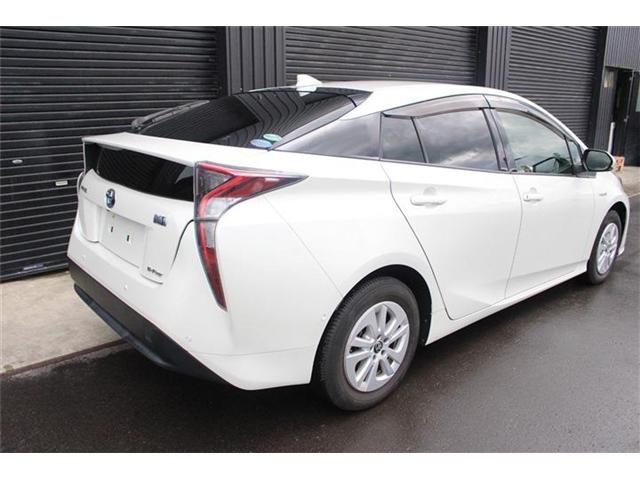 TOYOTA PRIUS 4WD 2018 Image 31