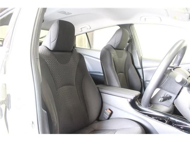 TOYOTA PRIUS 4WD 2018 Image 31