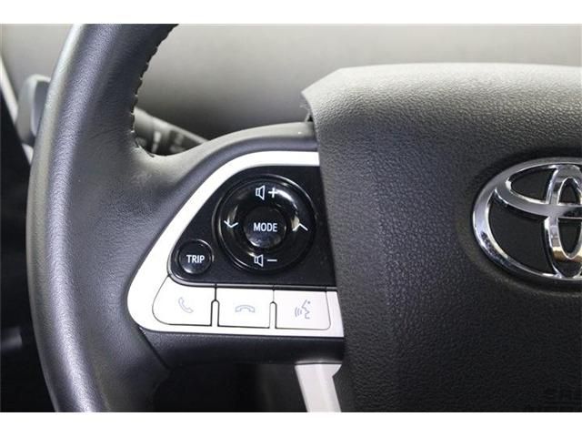 TOYOTA PRIUS 4WD 2018 Image 31