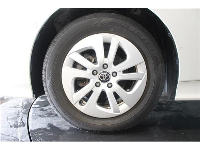 TOYOTA PRIUS 4WD 2018 Image 31