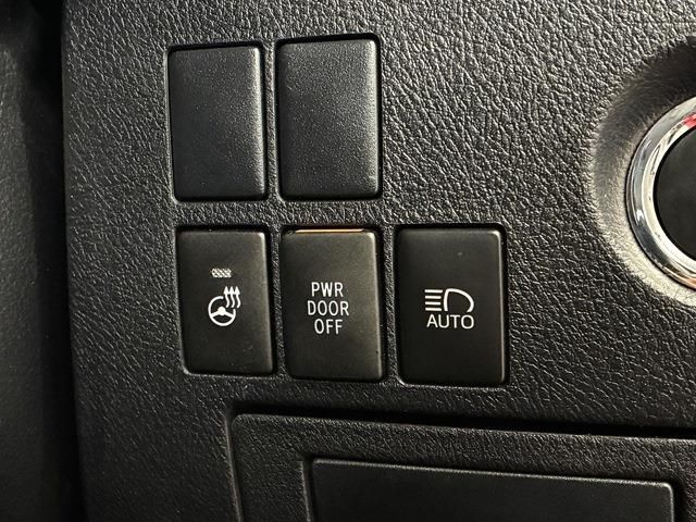 TOYOTA VELLFIRE 2018 Image 31