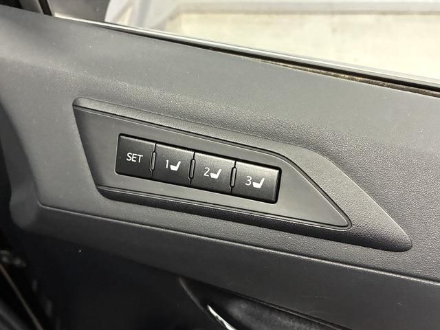 TOYOTA VELLFIRE 2018 Image 31