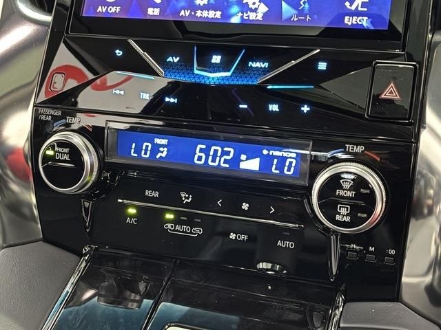 TOYOTA VELLFIRE 2018 Image 31