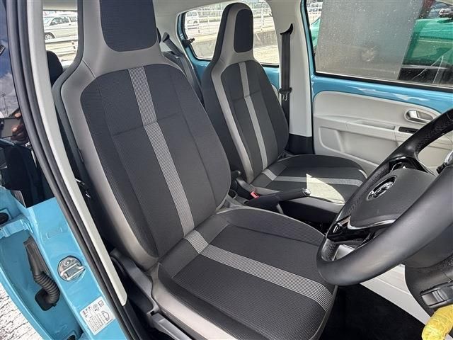 VOLKSWAGEN UP! 2018 Image 31