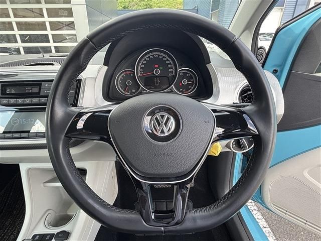 VOLKSWAGEN UP! 2018 Image 31