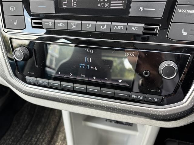 VOLKSWAGEN UP! 2018 Image 31