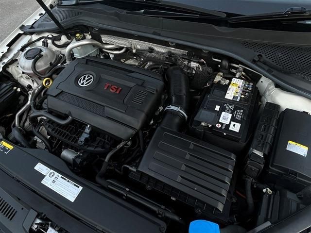 VOLKSWAGEN GOLF GTI 2018 Image 31