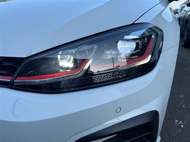 VOLKSWAGEN GOLF GTI 2018 Image 31