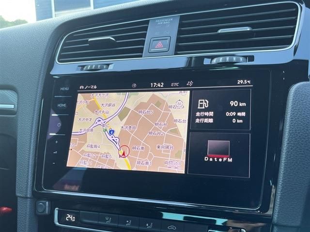 VOLKSWAGEN GOLF GTI 2018 Image 31