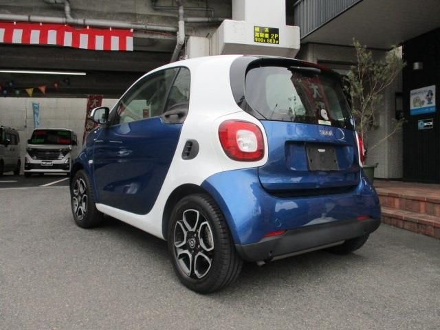 MCC SMART FORTWO COUPE 2015 Image 31