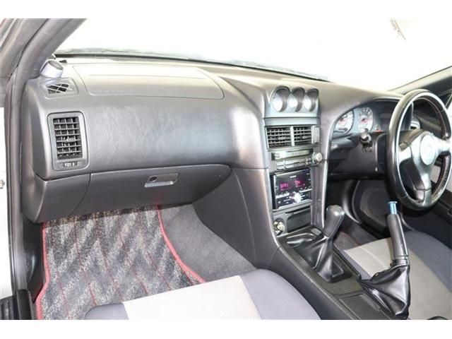 NISSAN SKYLINE COUPE 1999 Image 31