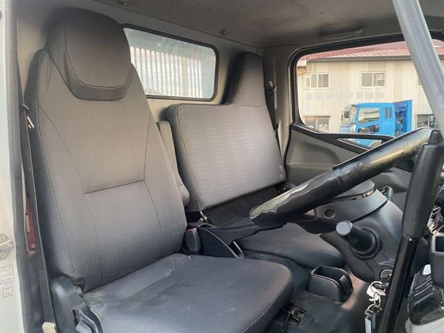 MITSUBISHI CANTER 2016 Image 31