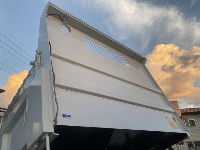 MITSUBISHI CANTER 2016 Image 31