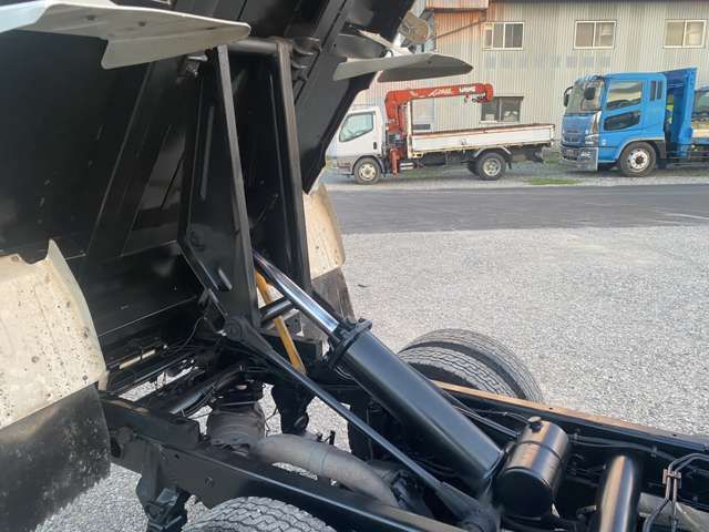 MITSUBISHI CANTER 2016 Image 31