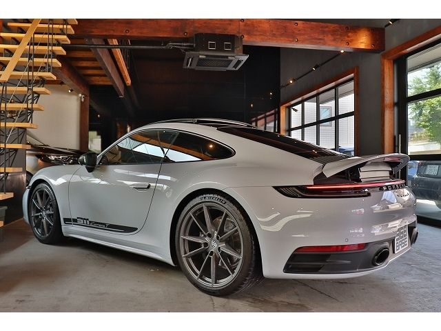 PORSCHE 911 2024 Image 31