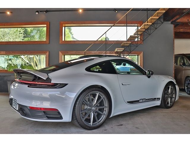 PORSCHE 911 2024 Image 31