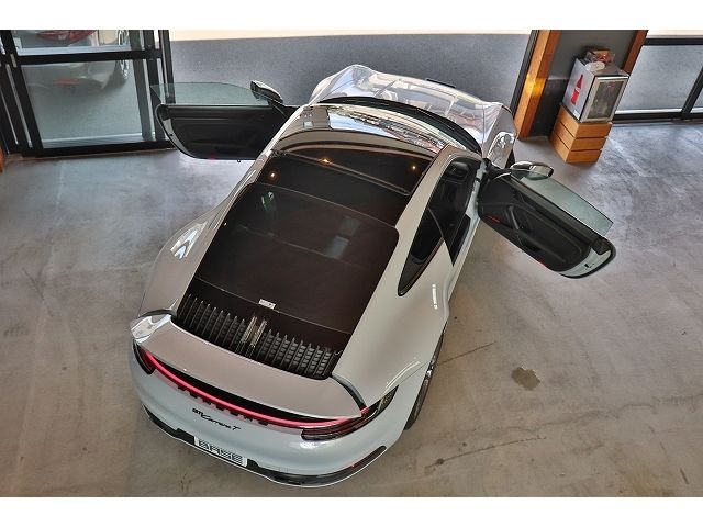 PORSCHE 911 2024 Image 31