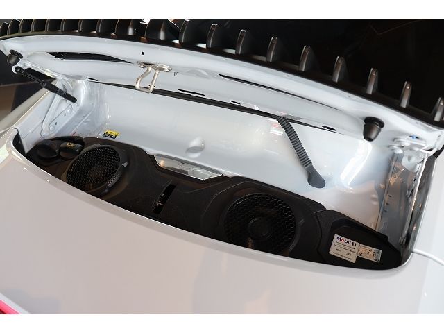 PORSCHE 911 2024 Image 31