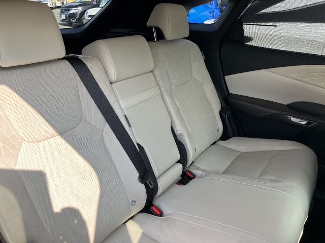 TOYOTA LEXUS RX450H+ 2023 Image 31