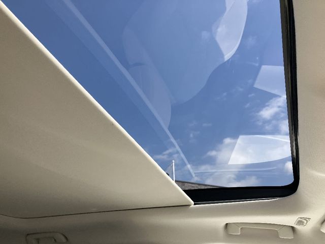 TOYOTA LEXUS RX450H+ 2023 Image 31