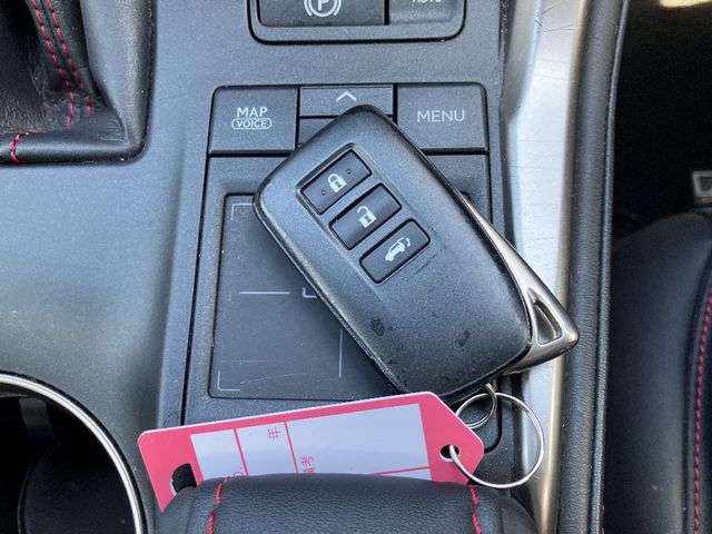 TOYOTA LEXUS NX300H AWD 2016 Image 31