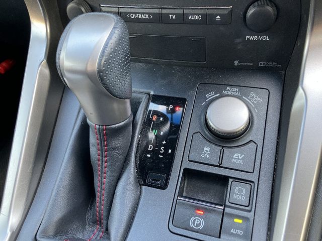 TOYOTA LEXUS NX300H AWD 2016 Image 31