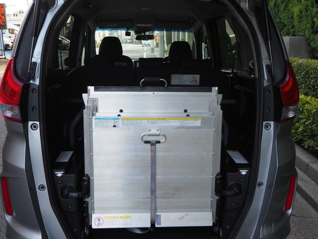 HONDA FREED PLUS HYBRID 2016 Image 31