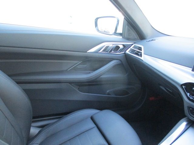 BMW 4SERIES COUPE 2024 Image 31